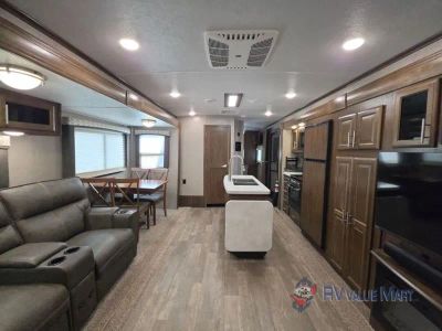 2019 Forest River RV Flagstaff Classic Super Lite — photo 11 view