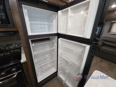 2019 Forest River RV Flagstaff Classic Super Lite — photo 21 view