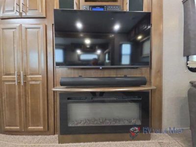2019 Forest River RV Flagstaff Classic Super Lite — photo 16 view