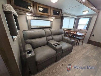 2019 Forest River RV Flagstaff Classic Super Lite — photo 13 view