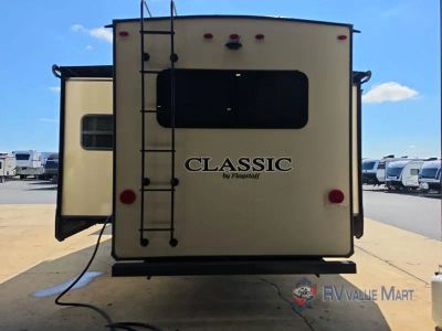 2019 Forest River RV Flagstaff Classic Super Lite — detail view