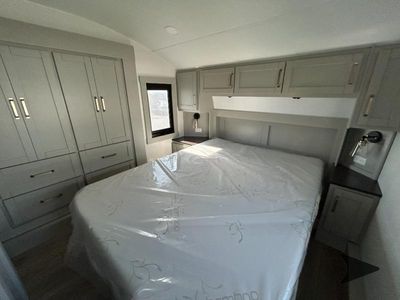 2026 Brinkley Model Z — photo 19 view