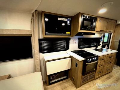 2027 Forest River Flagstaff Micro Lite — photo 8 view