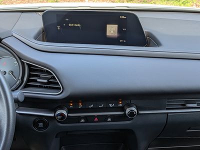 2026 Mazda CX-30 - Photo 18
