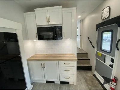 2026 Jayco Eagle HT — photo 11 view