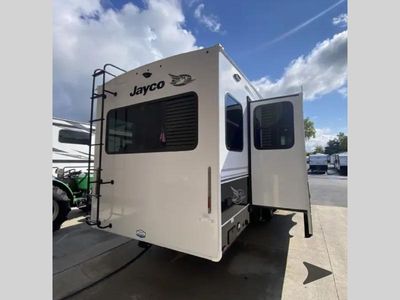 2026 Jayco Eagle HT — engine compartment view