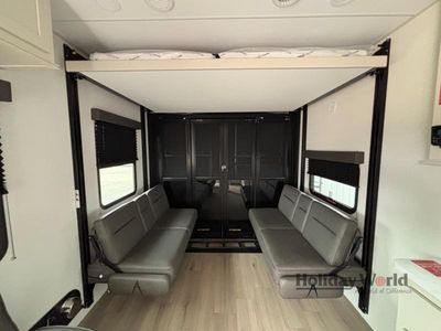 2026 Grand Design Momentum G-Class - Photo 9