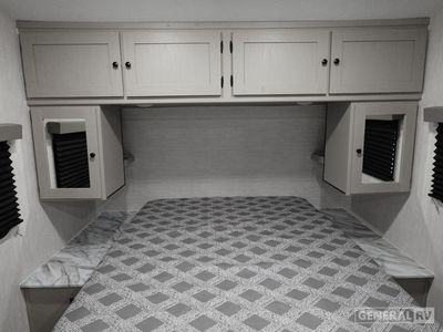 2026 Coachmen Apex X Series — photo 9 view
