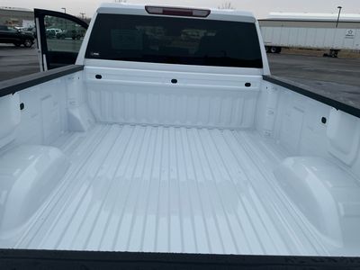 2026 Chevrolet Silverado 3500HD - Photo 18