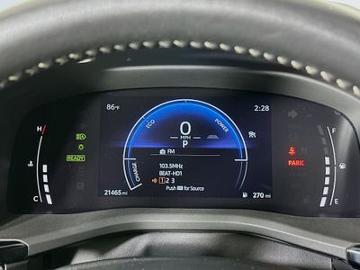 2025 Toyota Camry — photo 19 view