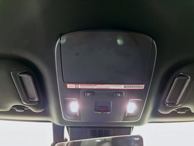 2025 Toyota Camry — photo 18 view
