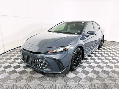 2025 Toyota Camry — photo 7 view