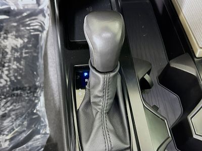 2025 Toyota Camry — photo 21 view