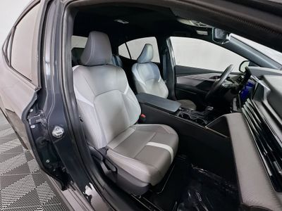 2025 Toyota Camry — photo 28 view