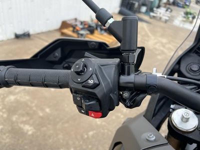 2025 Yamaha Tenere 700 - Photo 10