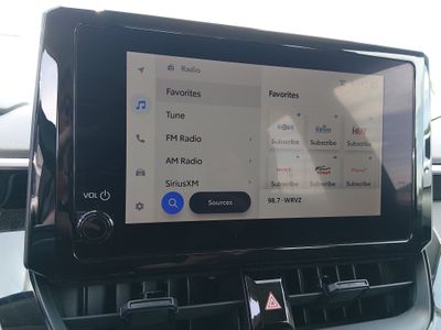 2024 Toyota Corolla — photo 18 view