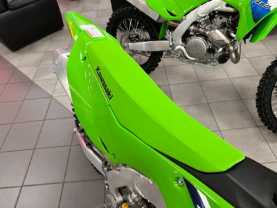 2026 Kawasaki KX250 - Photo 7