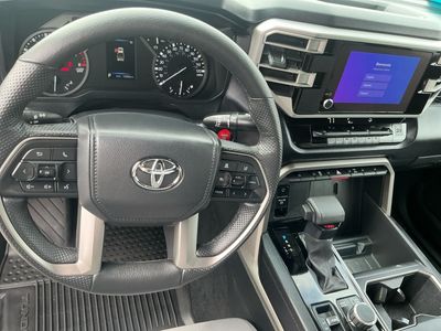 2025 Toyota Tundra 4WD — photo 14 view