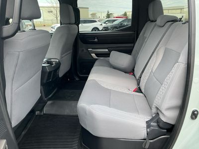 2025 Toyota Tundra 4WD — photo 16 view
