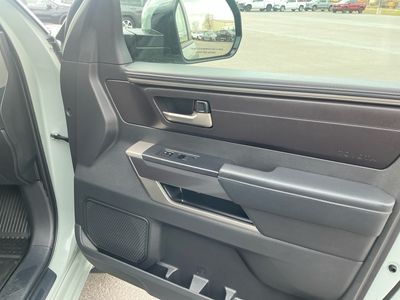 2025 Toyota Tundra 4WD — photo 21 view