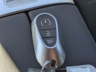 2026 Mercedes-Benz C-Class - Photo 30