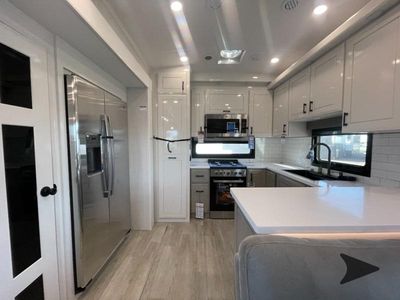 2026 Jayco Pinnacle - Photo 6