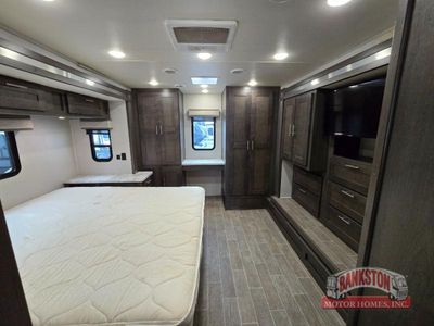 2022 Georgetown 5 Series 34M5 — photo 32 view