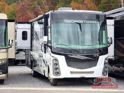 2022 Georgetown 5 Series 34M5 — front three-quarter view