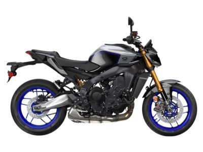 2026 Yamaha MT-09 SP — front three-quarter view