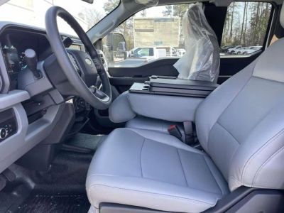 2026 Ford F-350SD - Photo 14