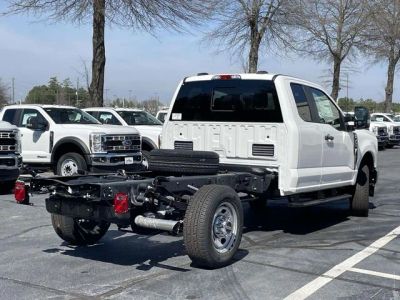 2026 Ford F-350SD - Photo 3