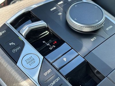 2025 BMW 4 Series — photo 21 view