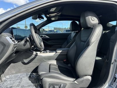 2025 BMW 4 Series — photo 13 view