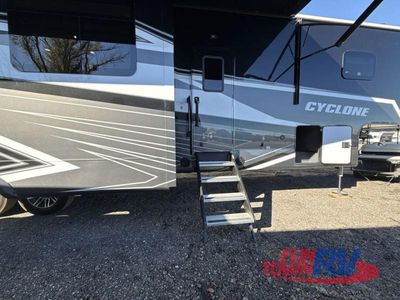 2026 Heartland Cyclone - Photo 8