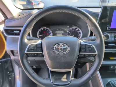 2024 Toyota Highlander — photo 20 view