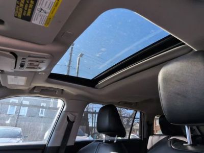 2024 Toyota Highlander — photo 12 view