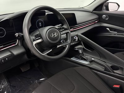 2024 Hyundai Elantra - Photo 8