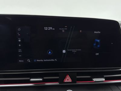 2024 Hyundai Elantra - Photo 15