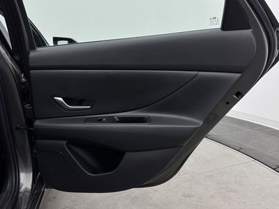 2024 Hyundai Elantra - Photo 28