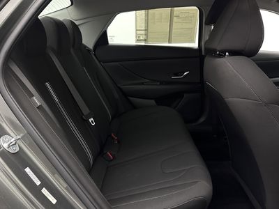 2024 Hyundai Elantra - Photo 29