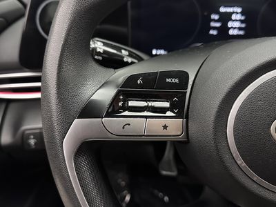 2024 Hyundai Elantra - Photo 18