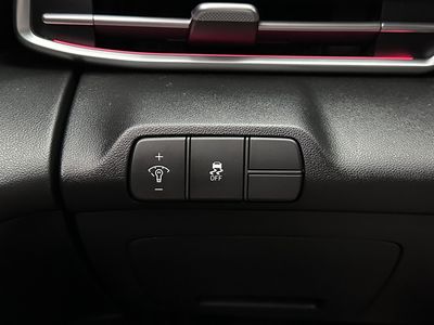 2024 Hyundai Elantra - Photo 20