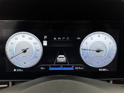 2024 Hyundai Elantra - Photo 16