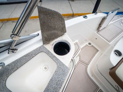 2016 Chaparral 224 Sunesta - Photo 26