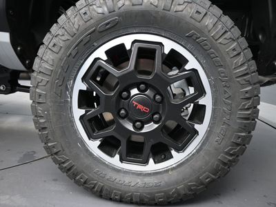 2025 Toyota Tacoma i-FORCE MAX TRD Off-Road i-FORCE MAX Truck Double Cab — photo 14 view