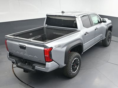 2025 Toyota Tacoma i-FORCE MAX TRD Off-Road i-FORCE MAX Truck Double Cab — photo 29 view