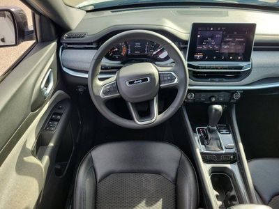 2024 Jeep Compass - Photo 17