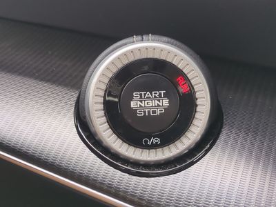 2026 Jeep Grand Wagoneer L — photo 32 view