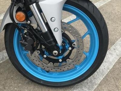2025 Yamaha MT-03 - Photo 10