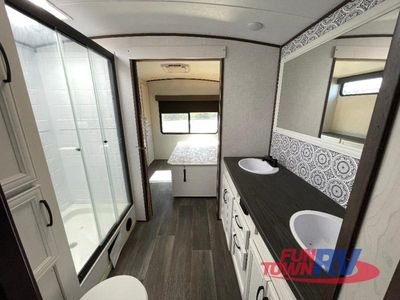 2023 Dutchmen RV Atlas - Photo 18